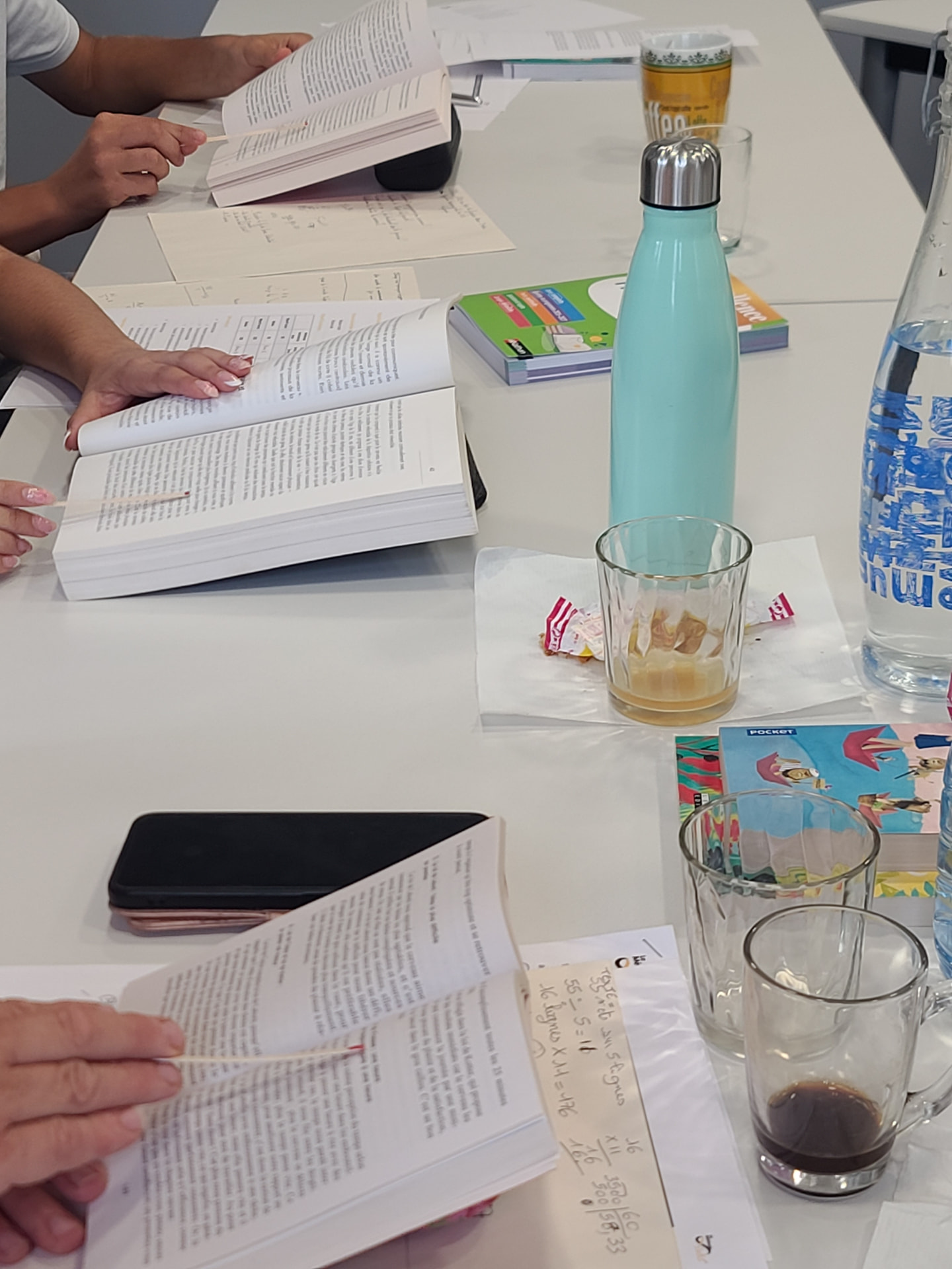 Atelier de techniques d'apprentissage autour de livres et de fiches